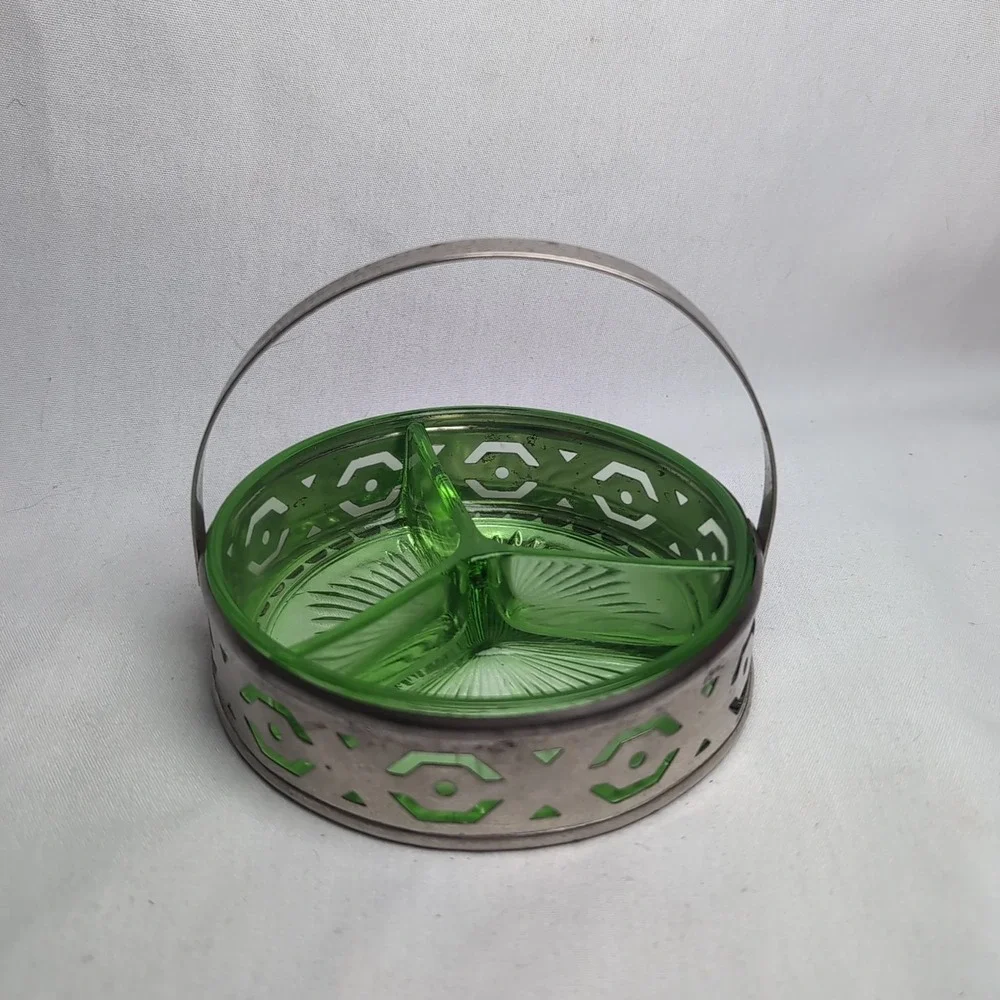 VTG Depression Glass Green Uranium Divided Condiment Dish W/Metal Basket